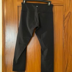Lululemon black leggings